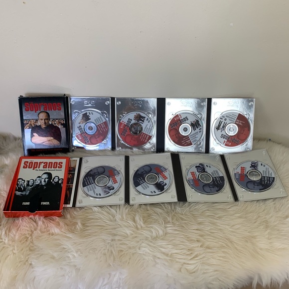 Sopranos Seasons One and Season Two - Picture 3 of 6